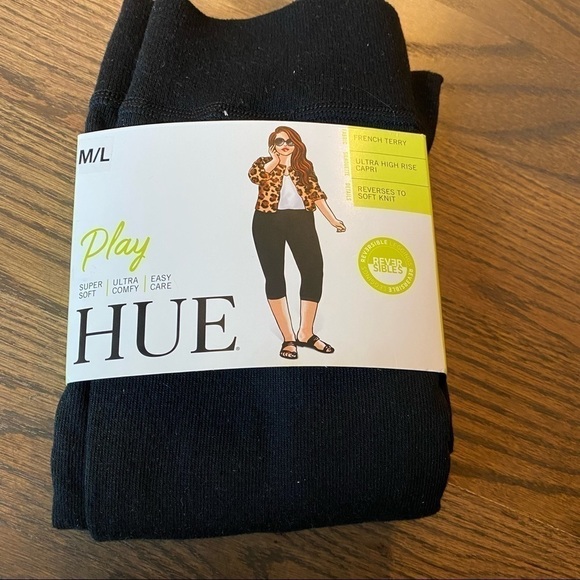 NWT HUE woman’s French terry ultra high waist Capri leggings size M/L - Picture 2 of 6